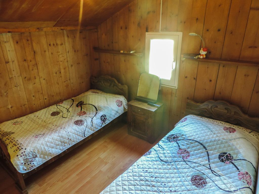 Guesthouse Angelina Ushguli Ngoại thất bức ảnh